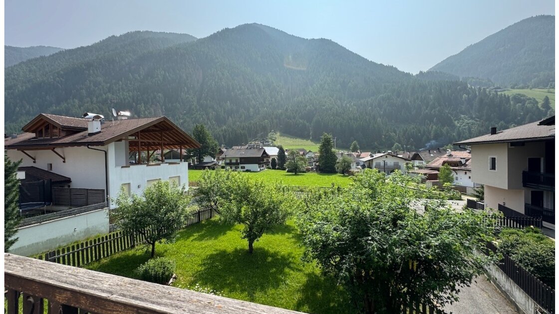Wohnhaus mit großem Grundstück und Entwicklungspotenzial 