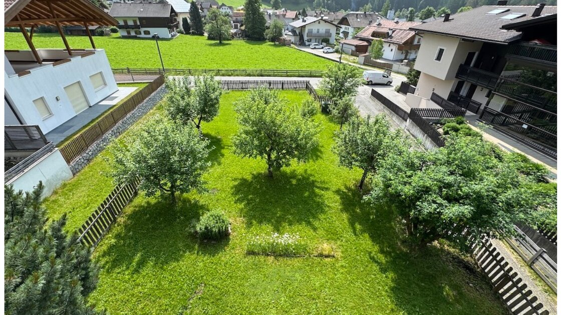Wohnhaus mit großem Grundstück und Entwicklungspotenzial 