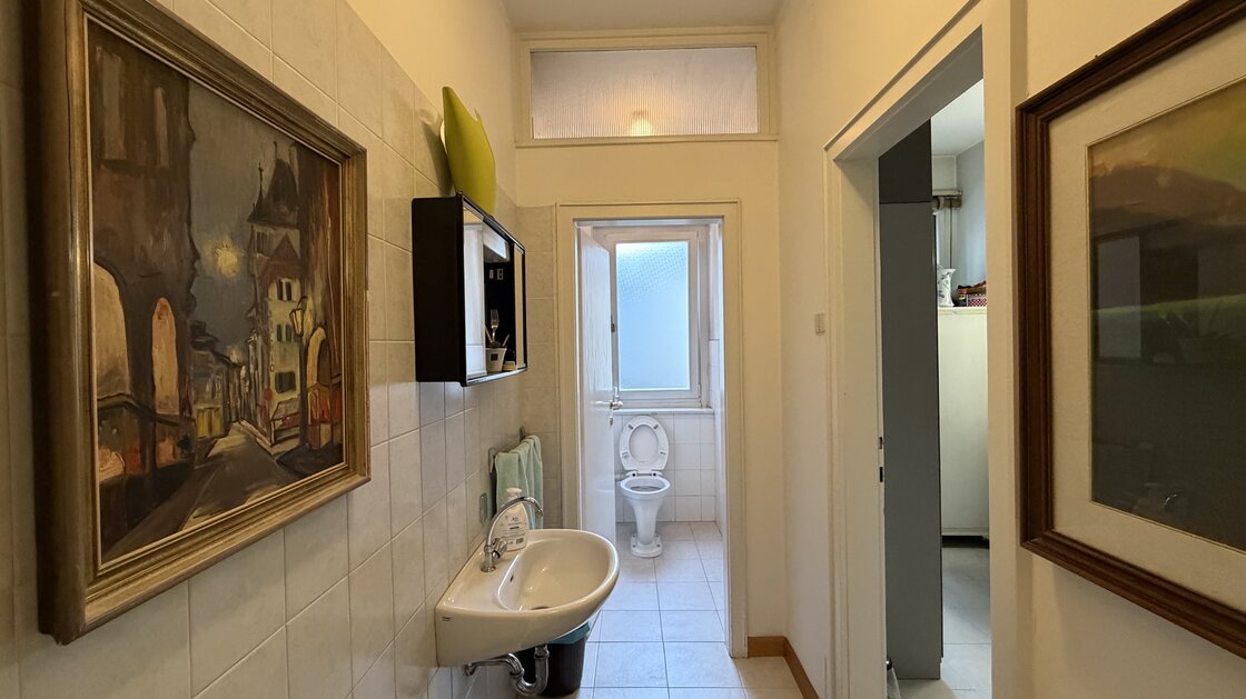 Bürolokal mit Balkon und Keller in der Bozner Altstadt
