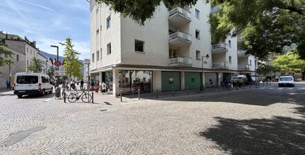 Ufficio in posizione centrale con ascensore e cantina
