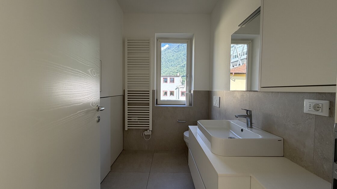 Helles Büro mit toller Terrasse
