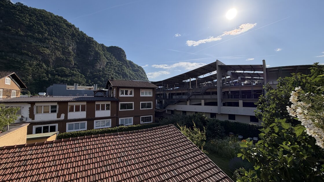 Helles Büro mit toller Terrasse