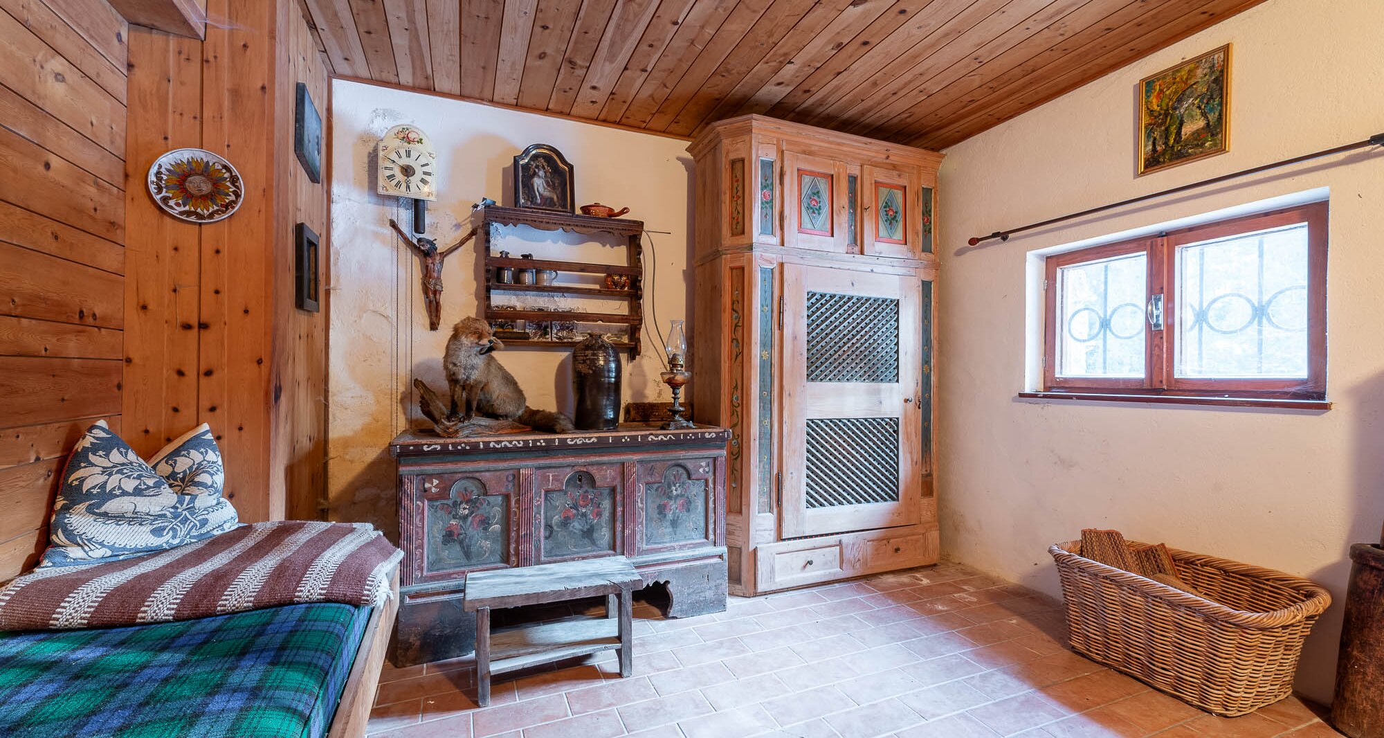 Exclusive chalet with large plot in Avelengo