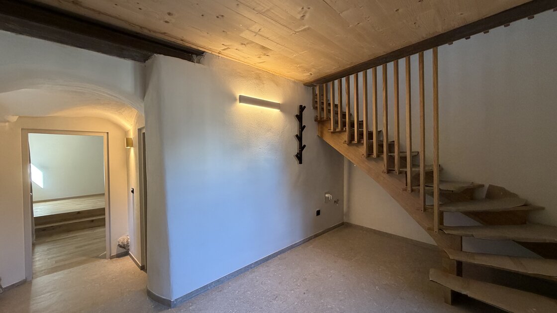 Neue Dreizimmer-Duplexwohnung mit Terrasse, Keller und Stellplatz