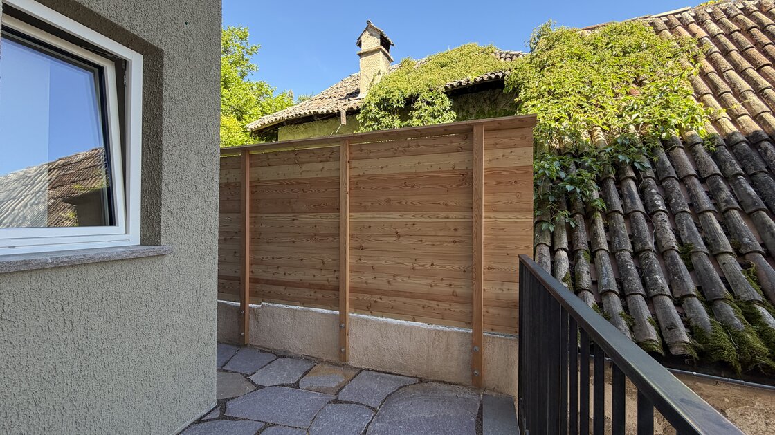 Neue Dreizimmer-Duplexwohnung mit Terrasse, Keller und Stellplatz