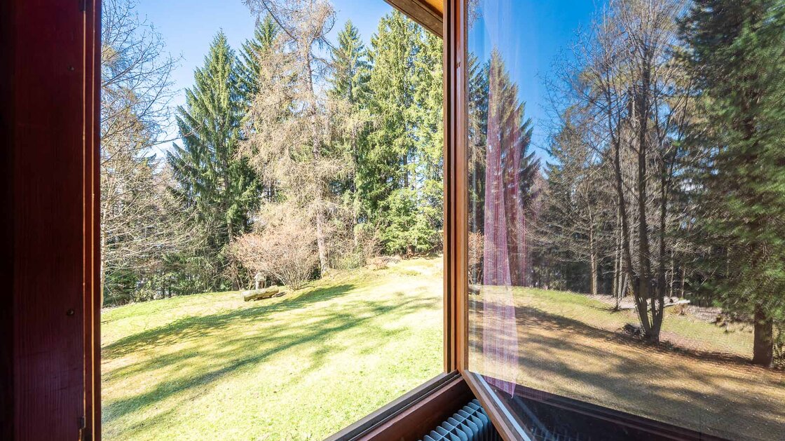 Chalet esclusivo con ampio giardino privato ad Avelengo