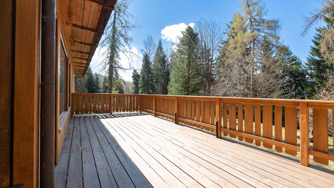 Chalet esclusivo con ampio giardino privato ad Avelengo