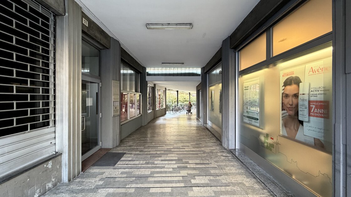 Ampio locale commerciale locato con rendimento di circa il 7,55 %