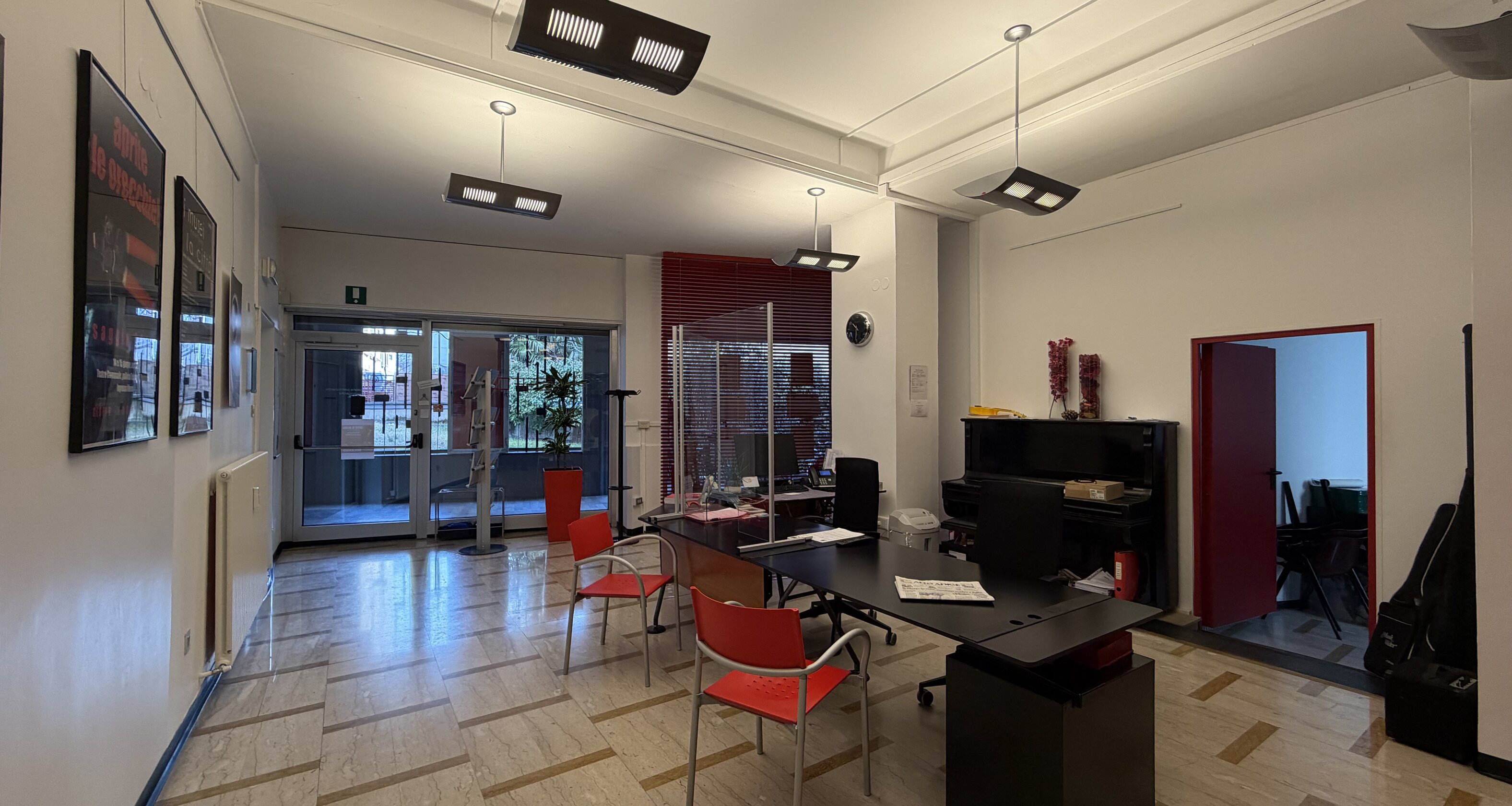 Several retail spaces in a gallery – attractive investment property
