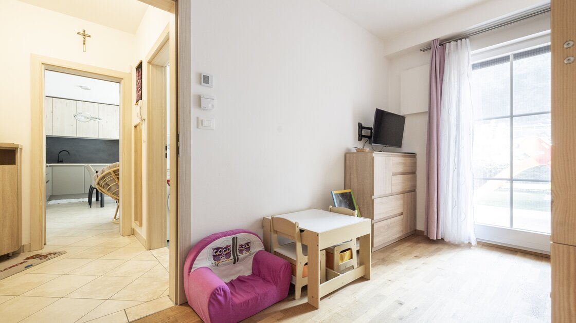 Spacious One-Bedroom Apartment with Private Garden