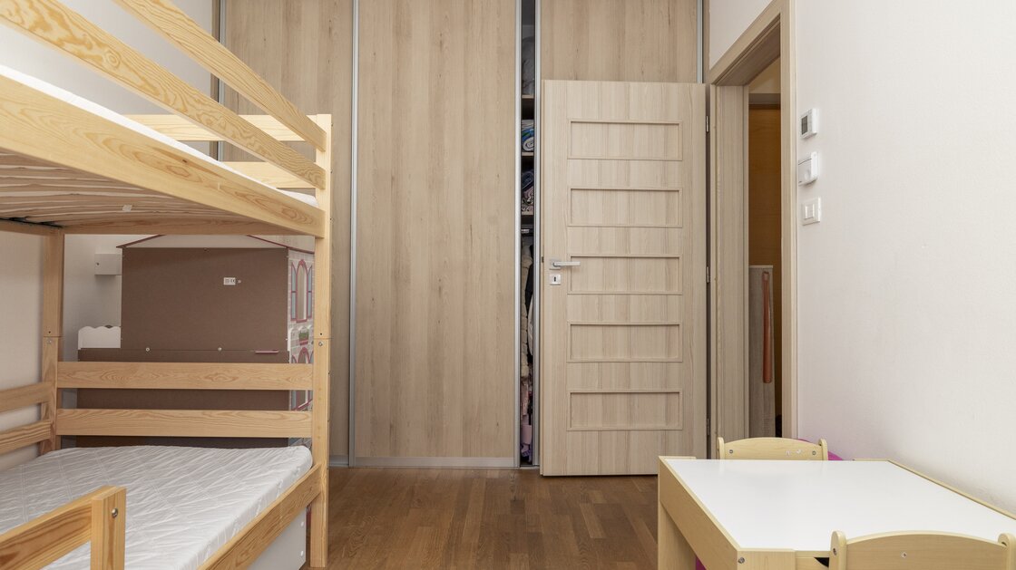 Spacious One-Bedroom Apartment with Private Garden