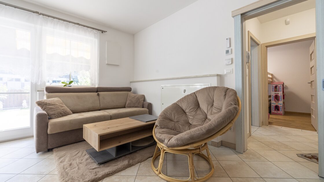 Spacious One-Bedroom Apartment with Private Garden