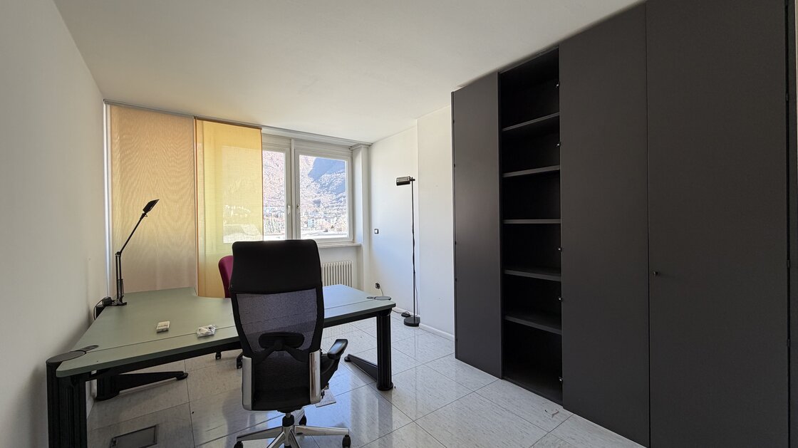Großes Büro im 3. Stock: 260 m² mit Top-Ausstattung