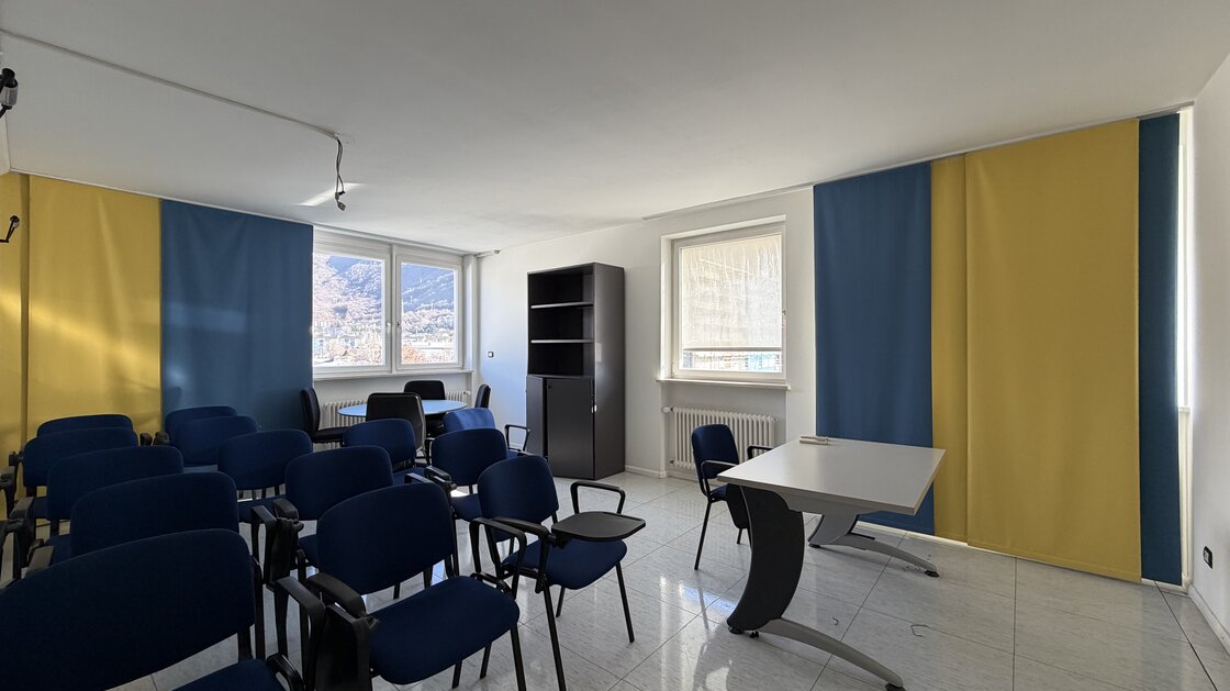 Großes Büro im 3. Stock: 260 m² mit Top-Ausstattung