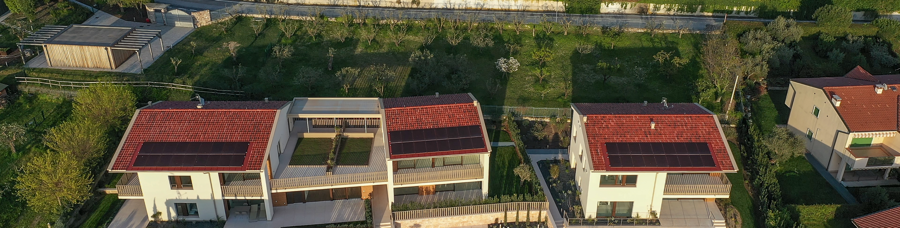 D – Unique new-build apartment with terrace, balcony, garden and shared pool