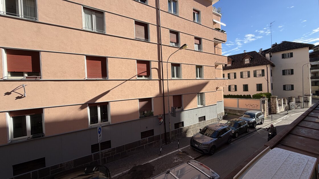 Quadrilocale ristrutturato a nuovo con balcone