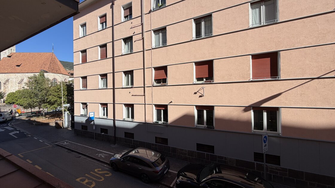 Quadrilocale ristrutturato a nuovo con balcone