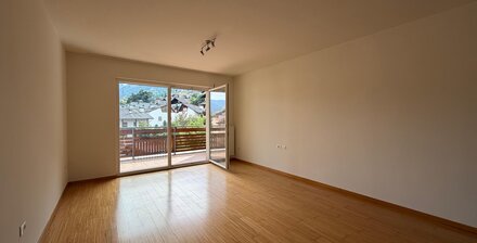 Monolocale con balcone, cantina e posto auto