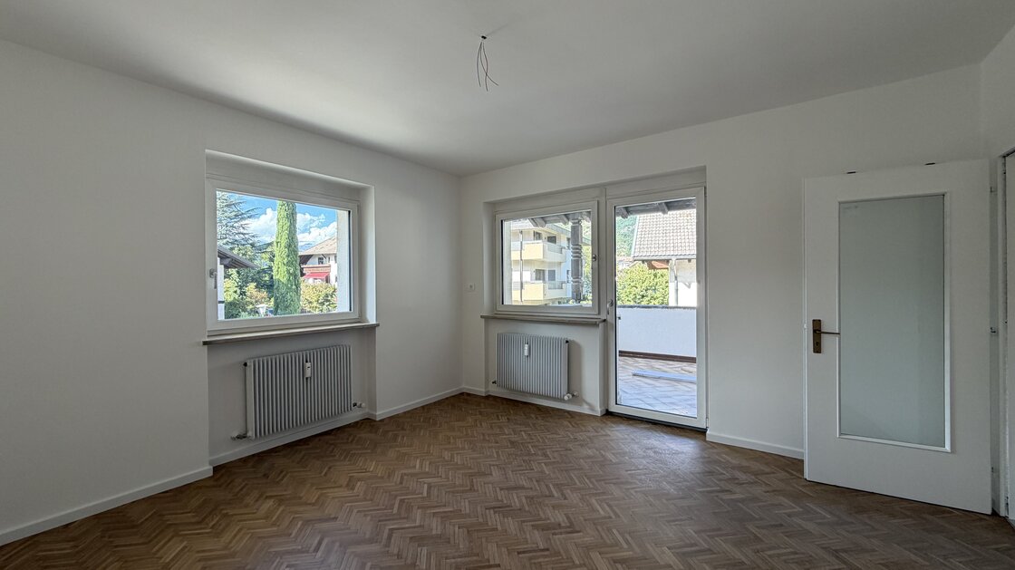 Trilocale ristrutturato a nuovo con terrazza e balcone