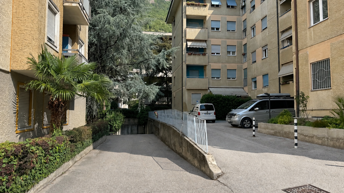 Großzügige Vierzimmerwohnung mit zwei Balkonen in ruhiger Lage