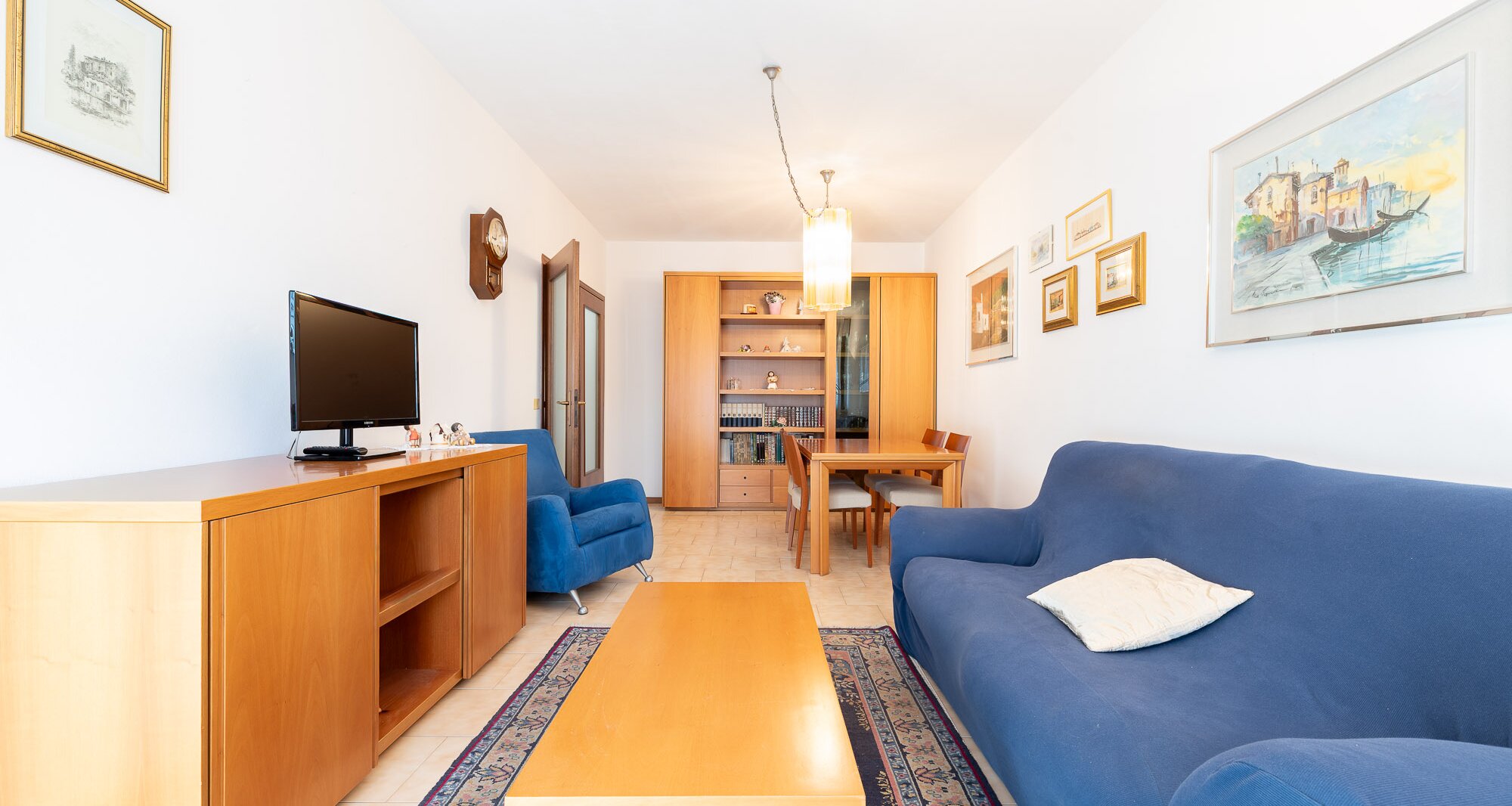 Ampio quadrilocale con terrazza e vista libera, piano alto