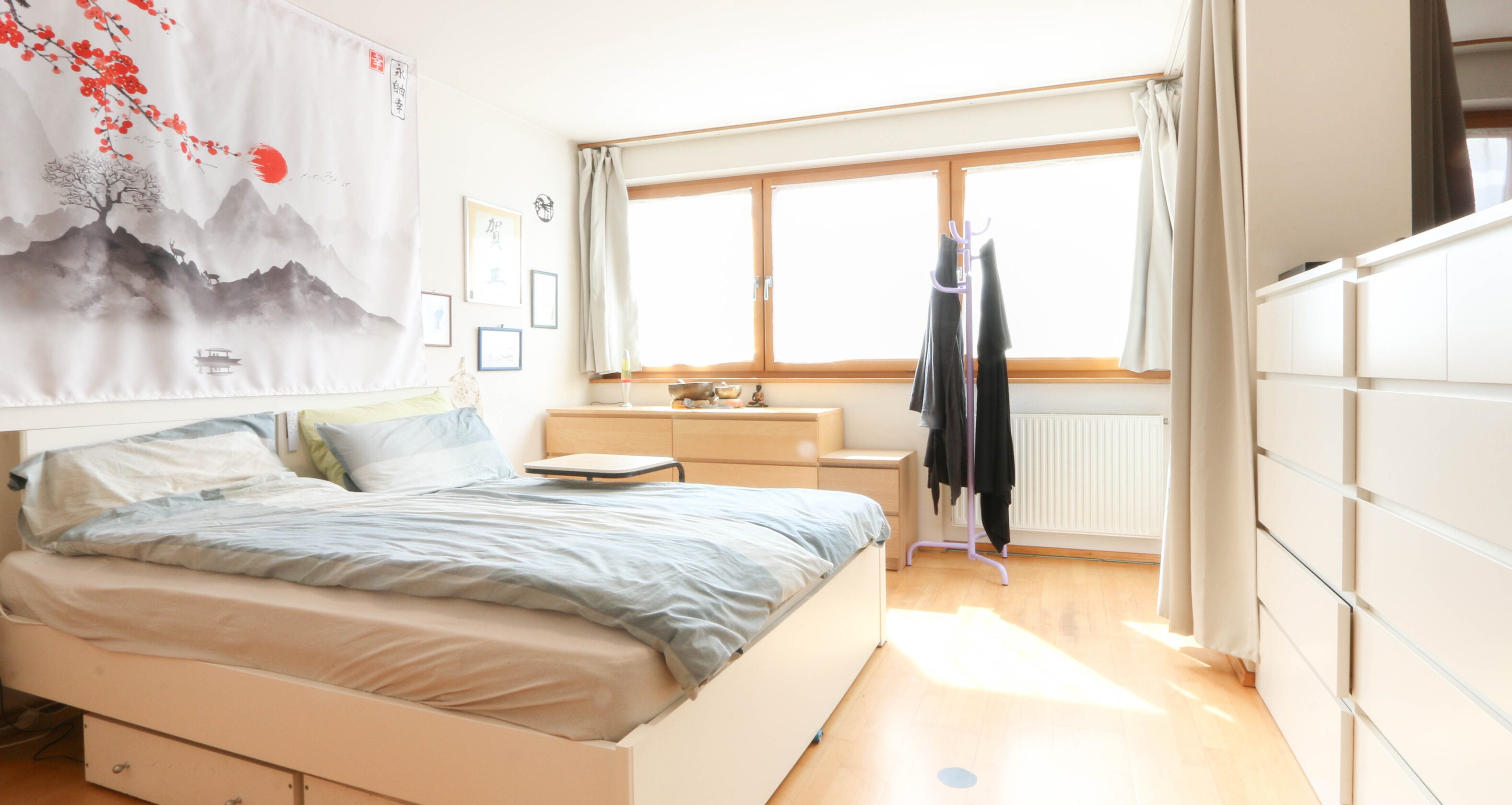 Ampia casa a schiera d’angolo a Rasa – vivere con spazio e sole