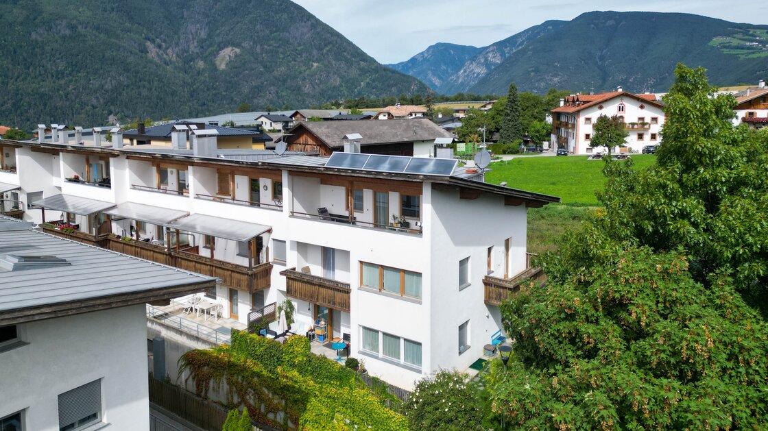 Großzügiges Eckreihenhaus in Raas – Wohnen mit Platz und Sonne