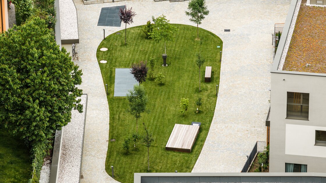 W103: Nuovo quadrilocale spazioso con giardino privato