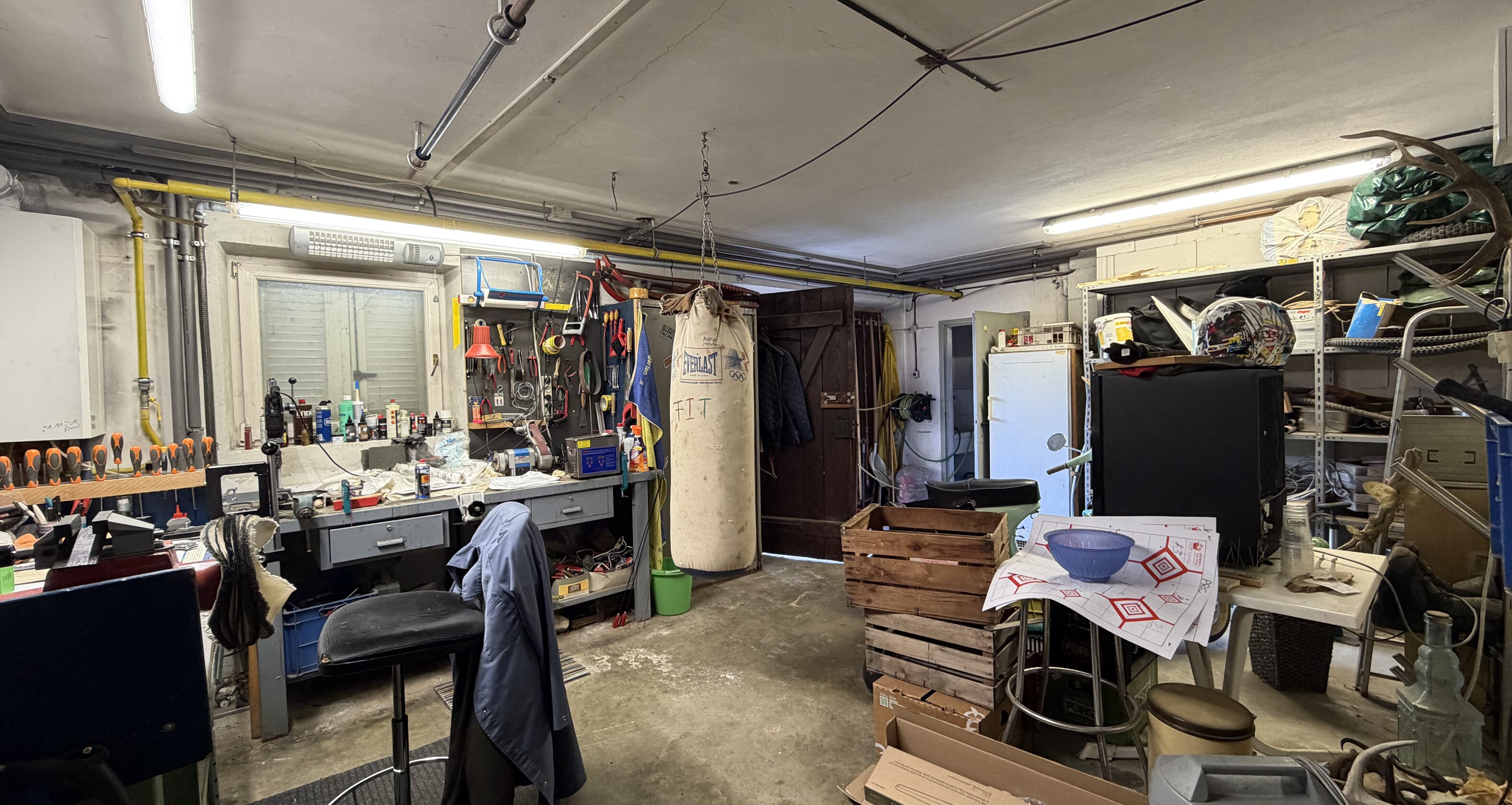 Detached house with private garden – renovation project with potential
