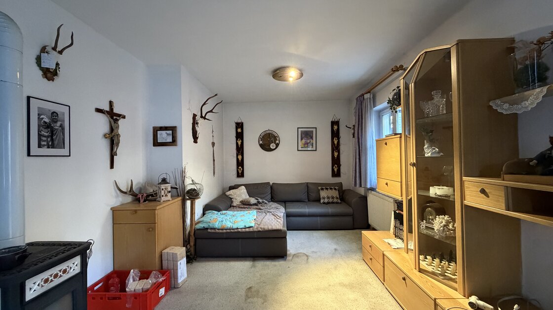 Detached house with private garden – renovation project with potential