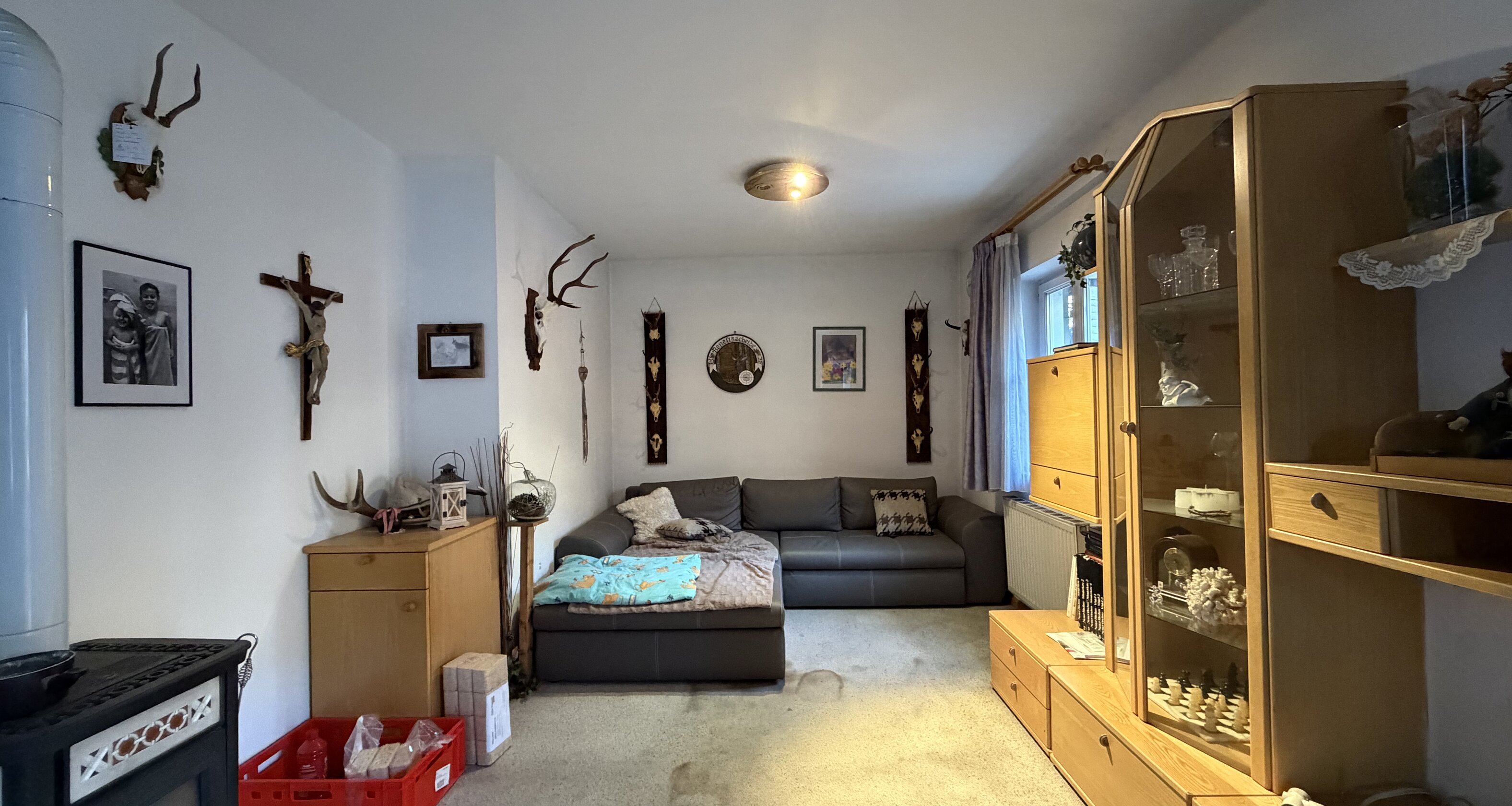 Detached house with private garden – renovation project with potential