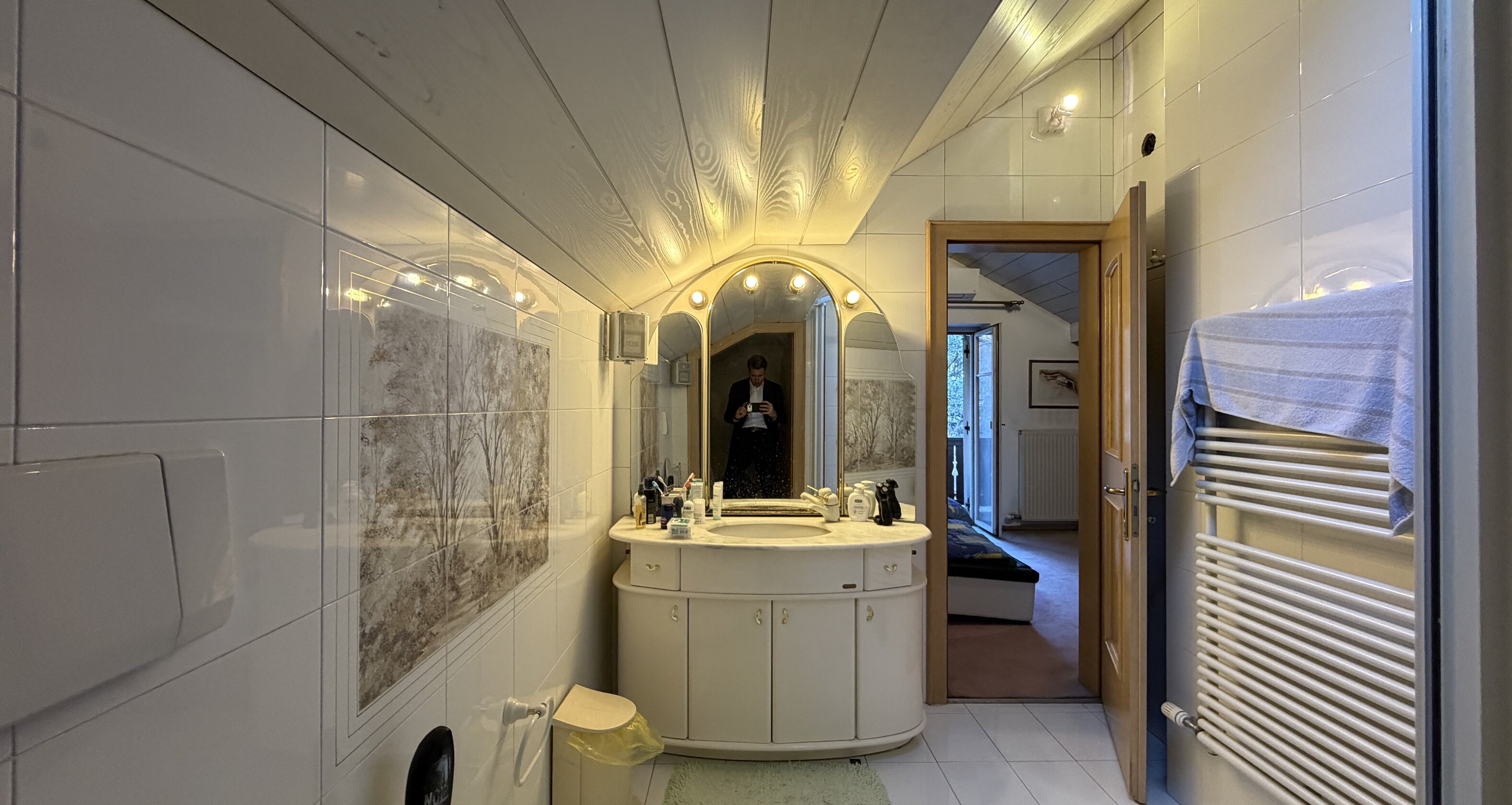 Detached house with private garden – renovation project with potential