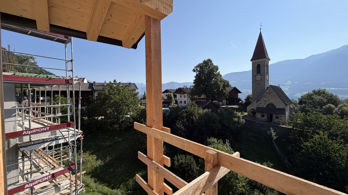 Neue Haushälfte in Panoramalage