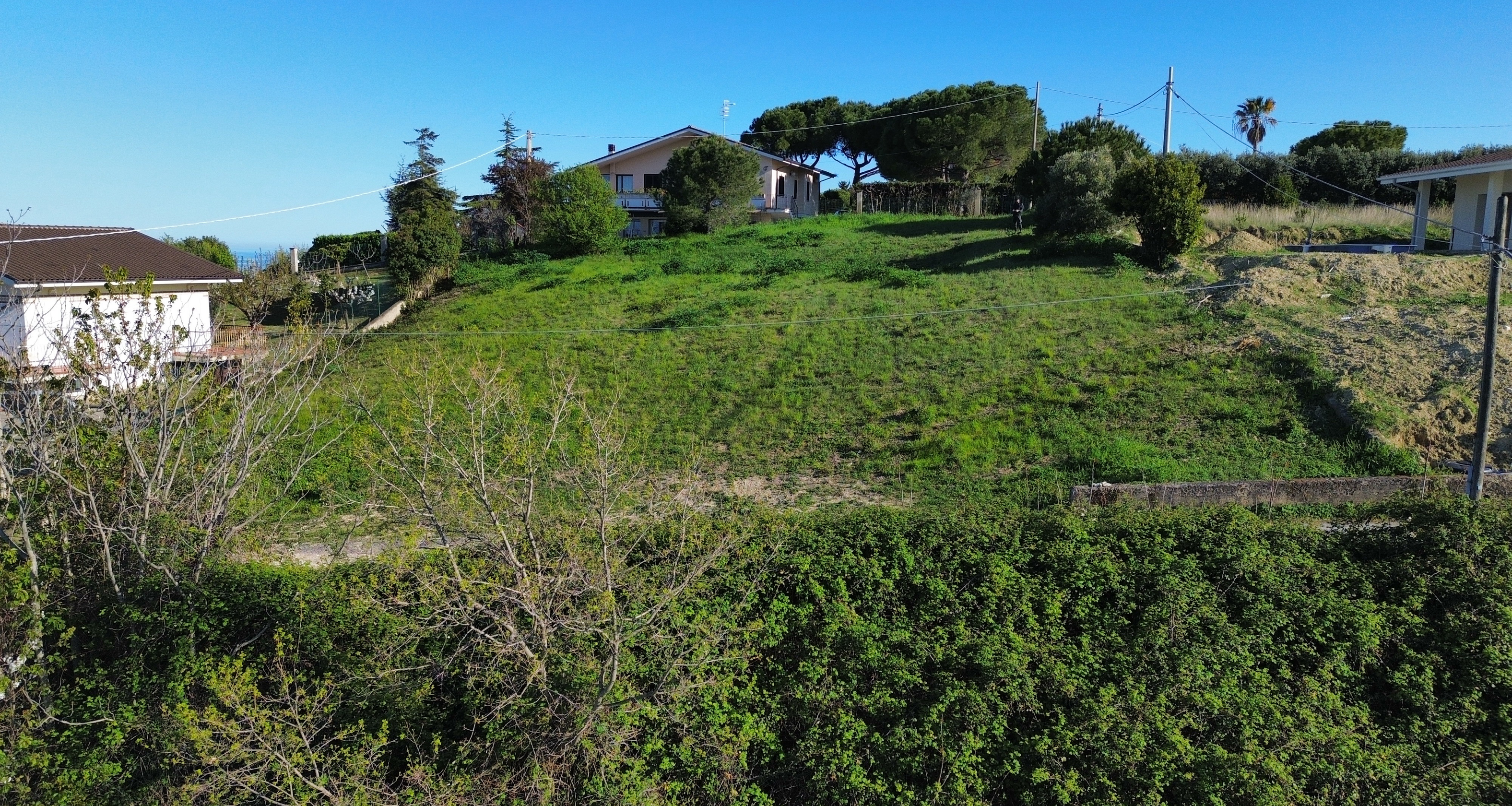 Baugrundstück in traumhafter Panoramalage in den Abruzzen