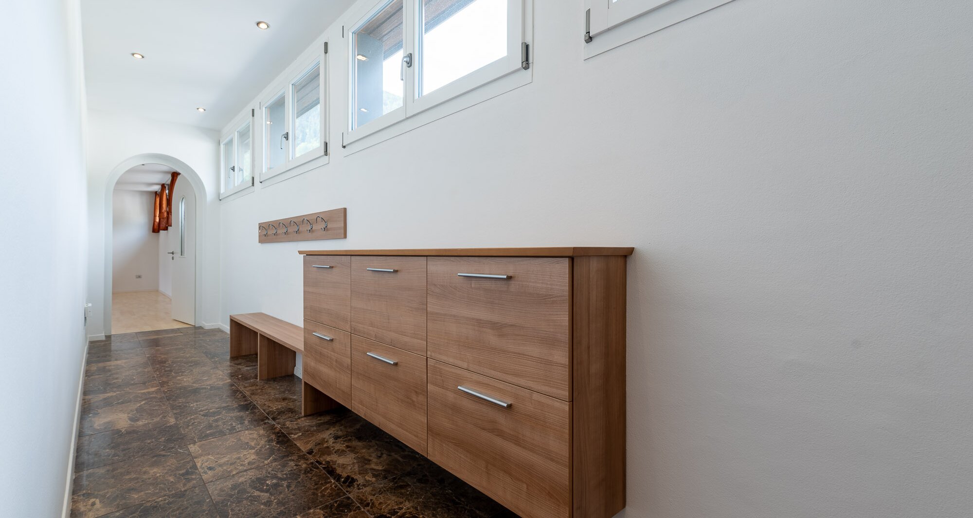 Exclusive attic apartment with terrace and stunning views, prime