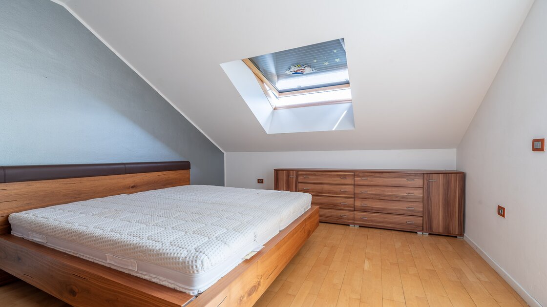 Esclusivo attico con terrazza e vista panoramica in posizione privilegiata