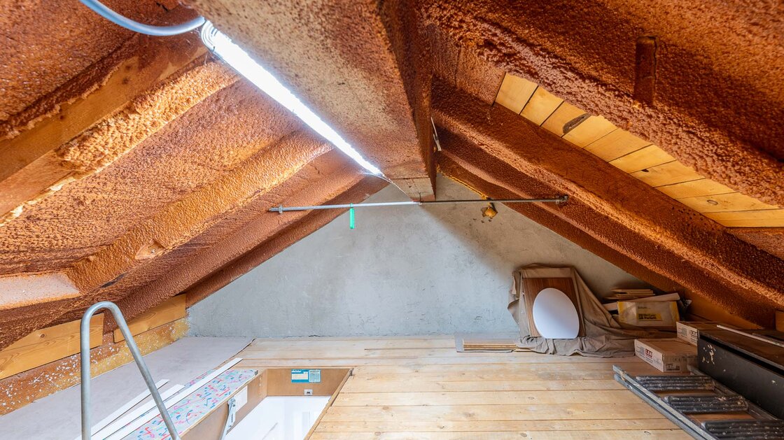 Esclusivo attico con terrazza e vista panoramica in posizione privilegiata