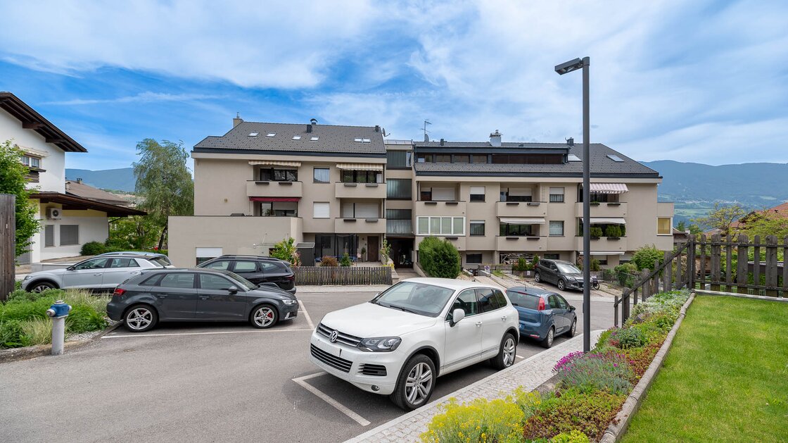 Esclusivo attico con terrazza e vista panoramica in posizione privilegiata