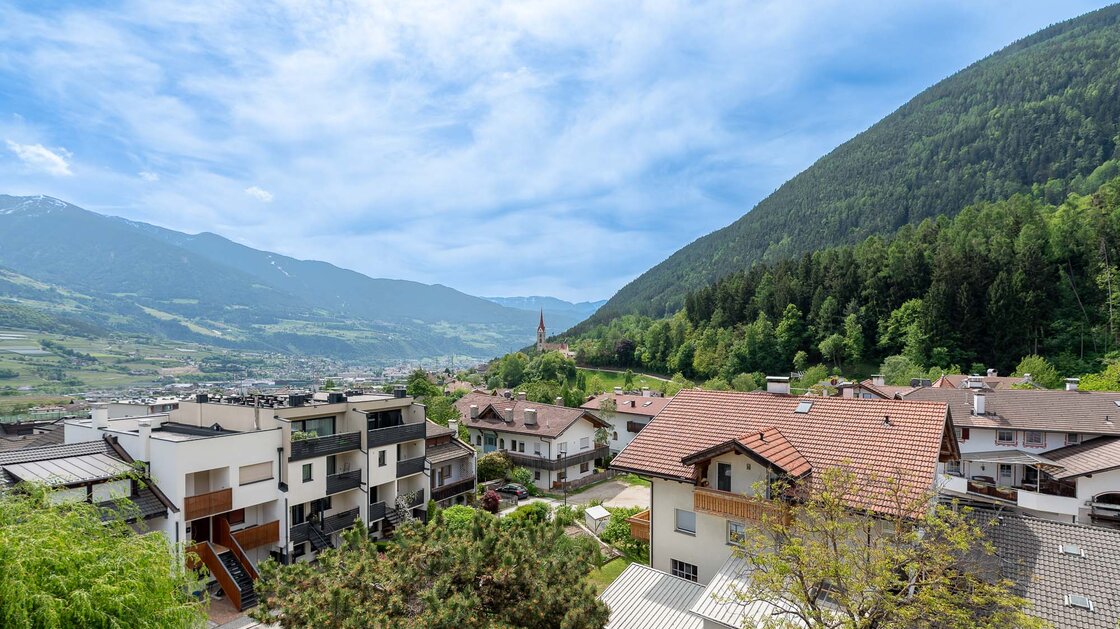 Esclusivo attico con terrazza e vista panoramica in posizione privilegiata