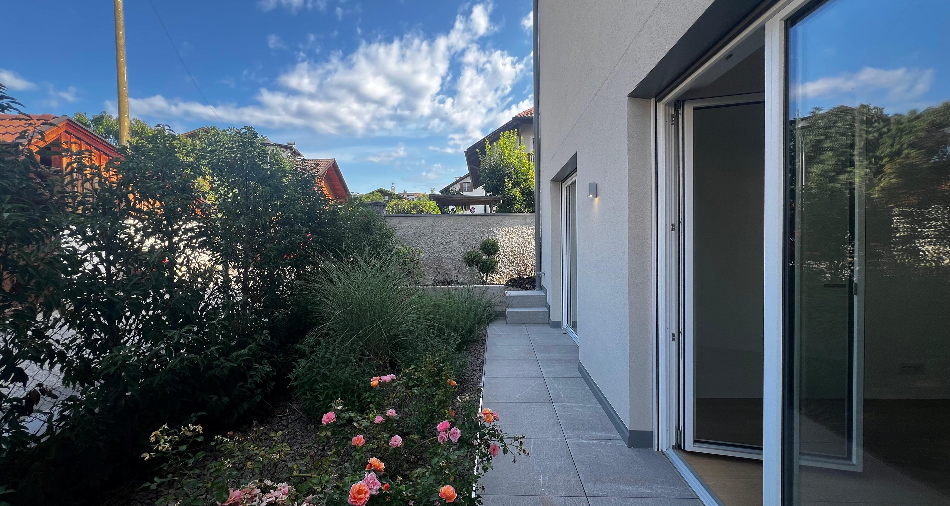 Neue Dreizimmerwohnung mit zwei Terrassen