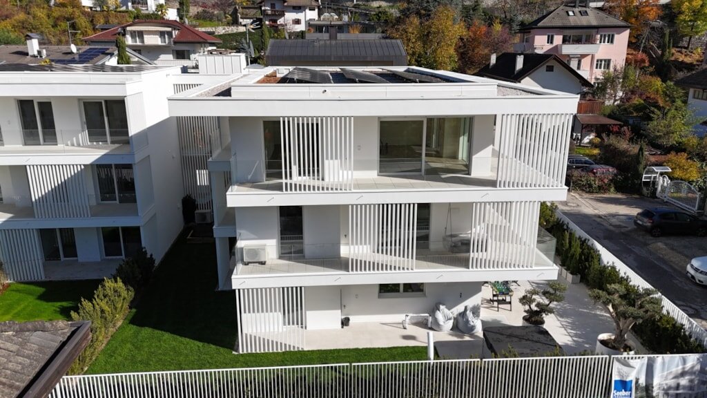 The White Residence