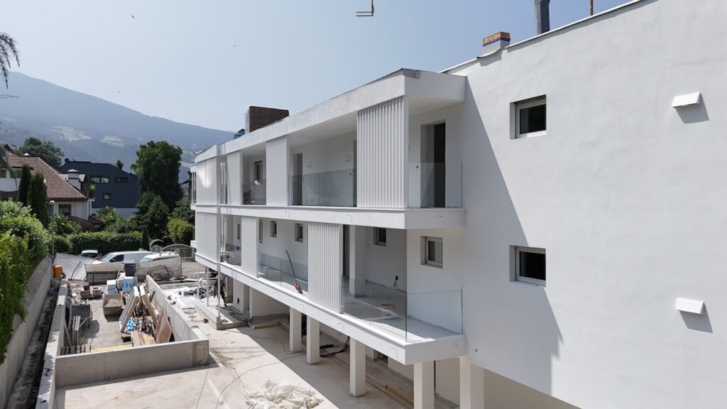 New, unique penthouse apartment with large terrace