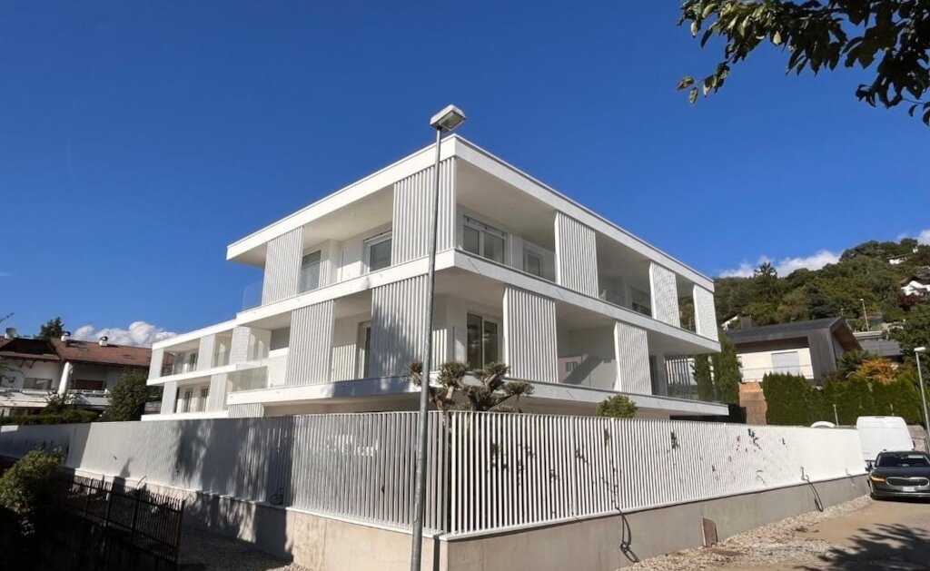 New, unique penthouse apartment with large terrace