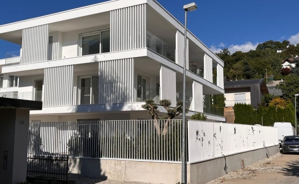 New, unique penthouse apartment with large terrace