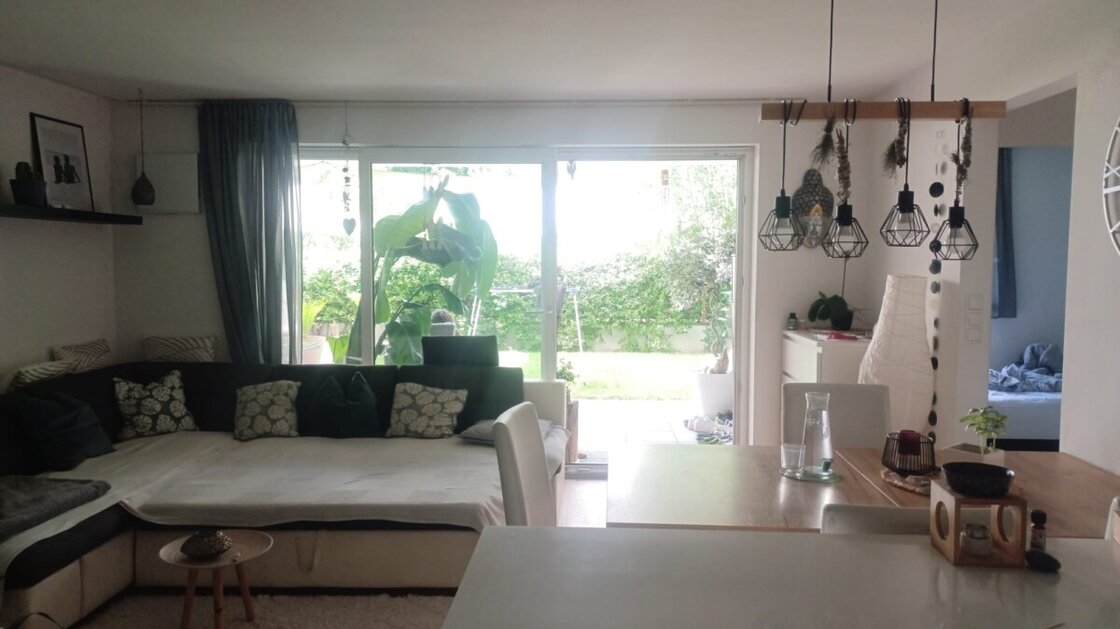 Quadrilocale moderno con giardino privato