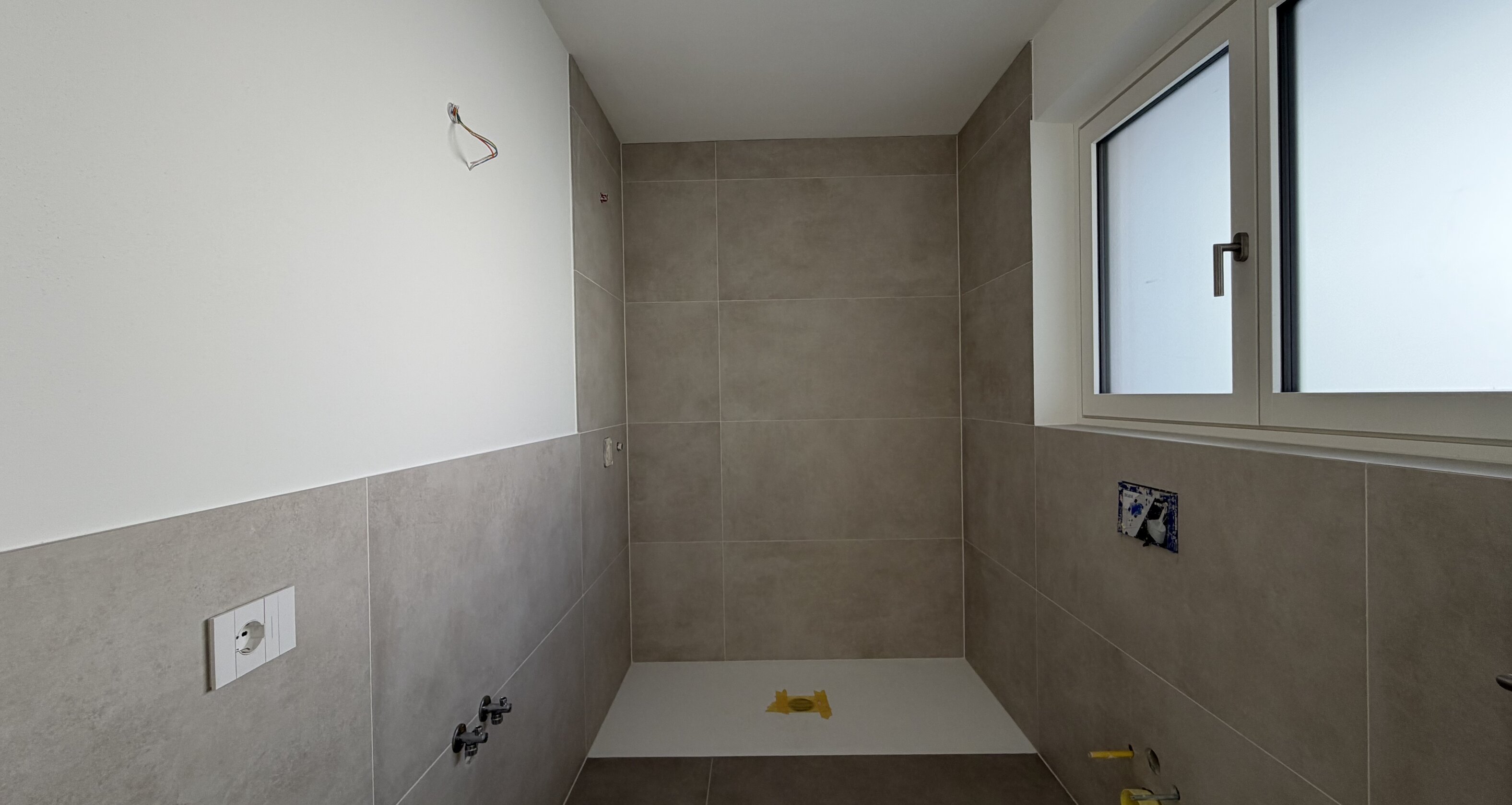 W11B – New two-room apartment with large terrace, second floor