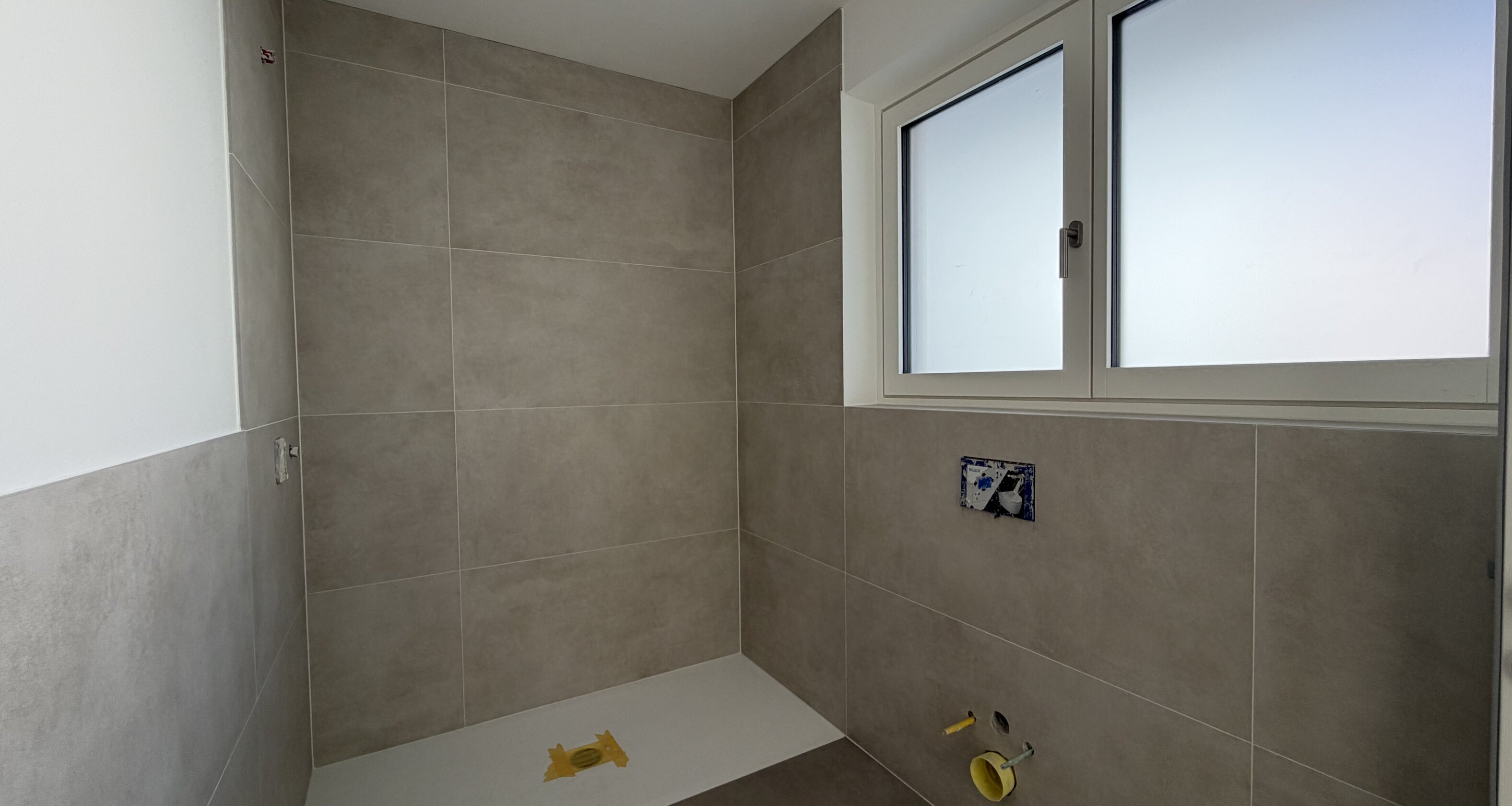 W11B – New two-room apartment with large terrace, second floor