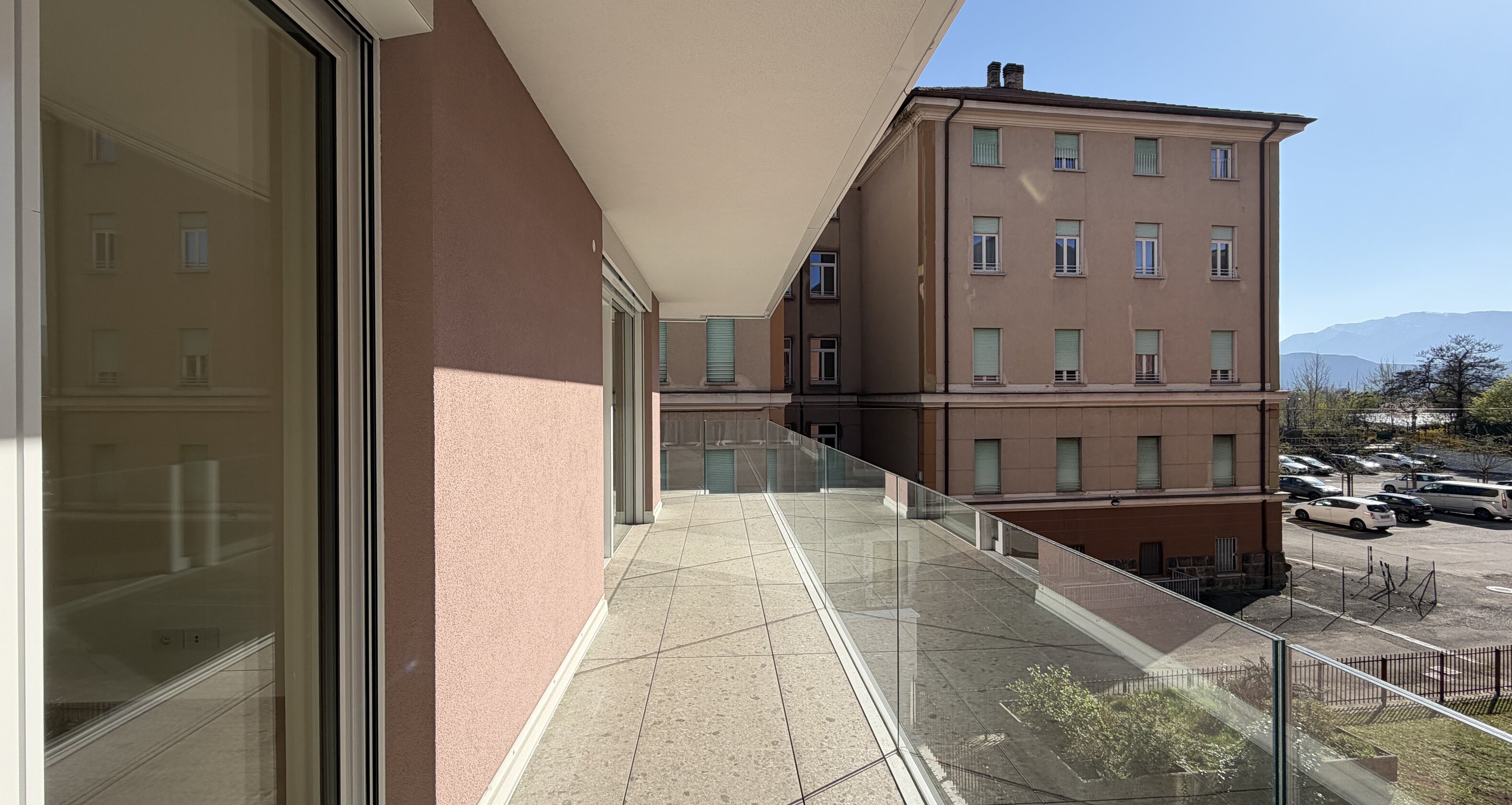 W11B – New two-room apartment with large terrace, second floor