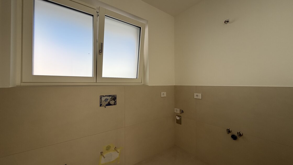 W14 - Nuovo, bellissimo trilocale con ampia terrazza