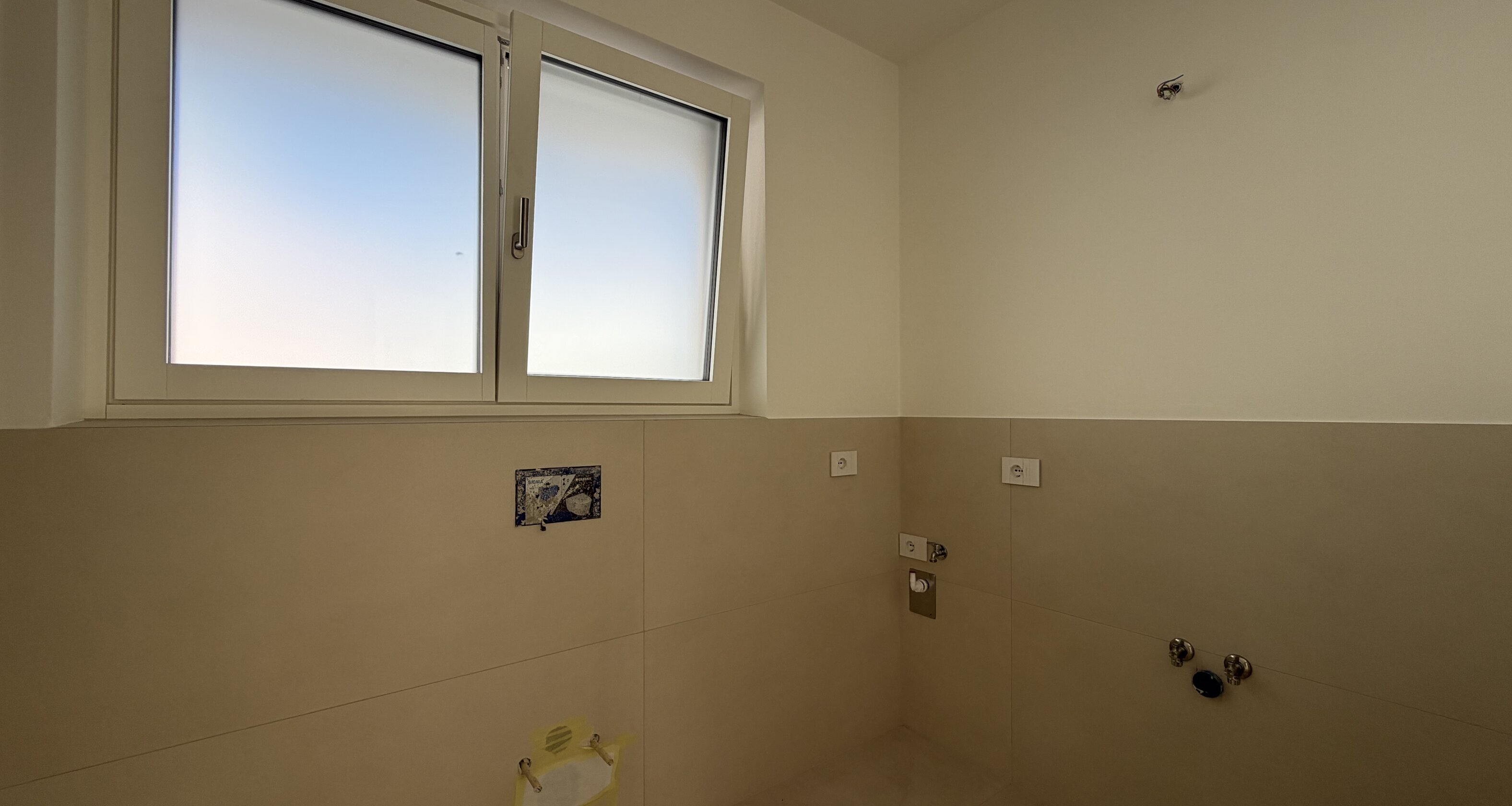 W14 - Nuovo, bellissimo trilocale con ampia terrazza